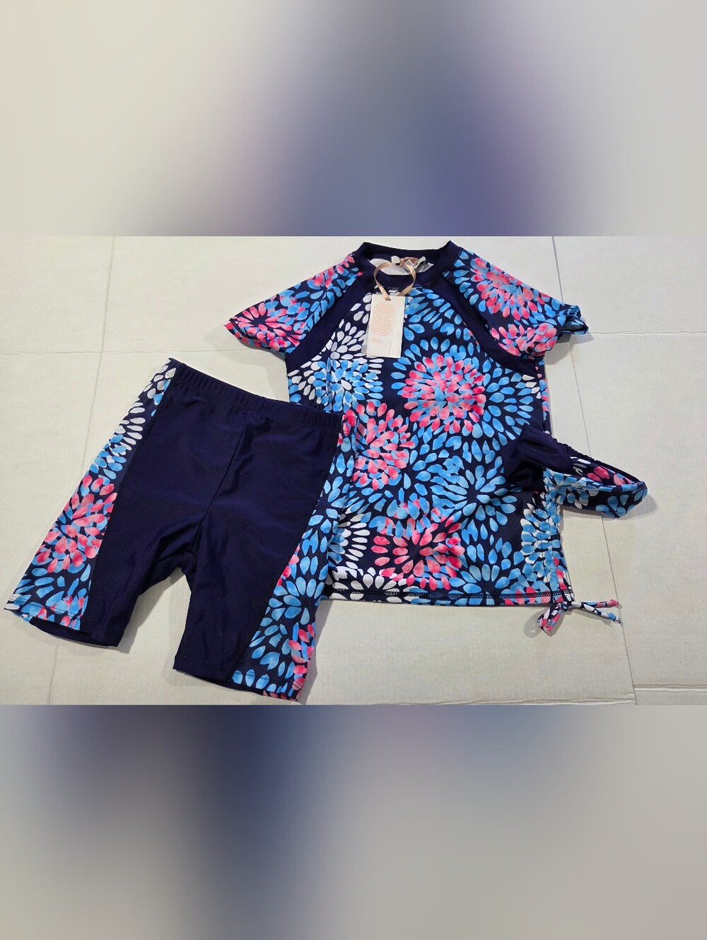 Grace Karin Navy Two-Piece Floral Rash Guard Set with Pink & Blue Burst Print
